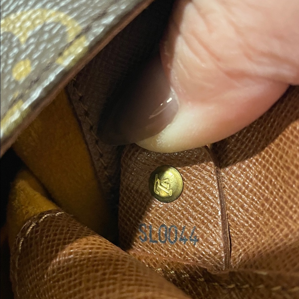 Louis Vuitton Dark Brown Monogram Messenger Bag - Picture 16 of 16